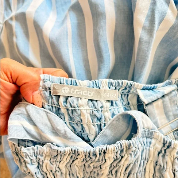 NWT Tractr Smocked Wide Leg Jumpsuit Lyocell Striped Blue/White- Size 14/32 - Picture 5 of 6